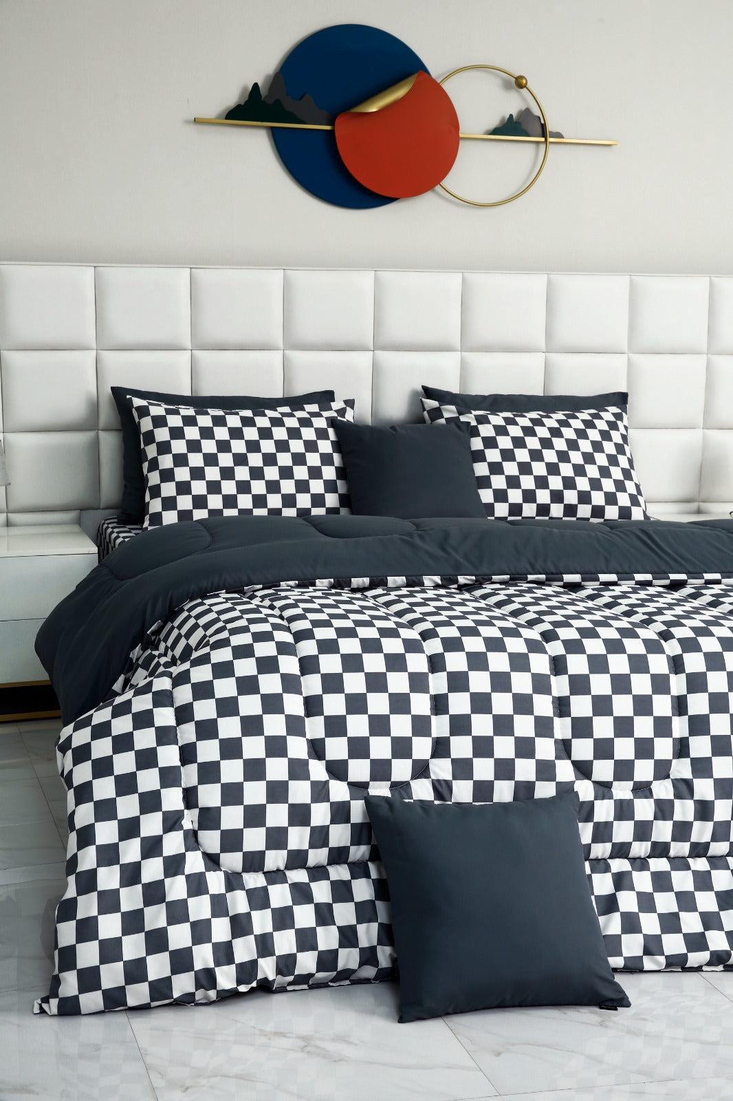 8 PCs Winter Comforter Set-Grey Chess Comforters Apricot   