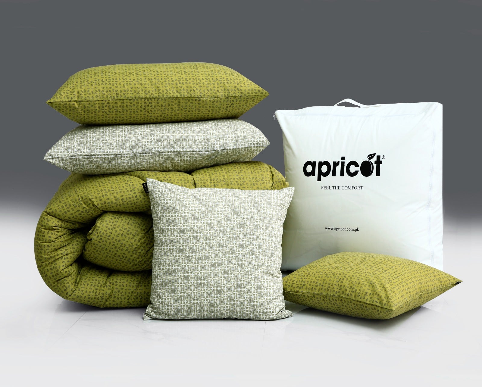 8 PCs Winter Comforter Set-Lime Texture Comforters Apricot   