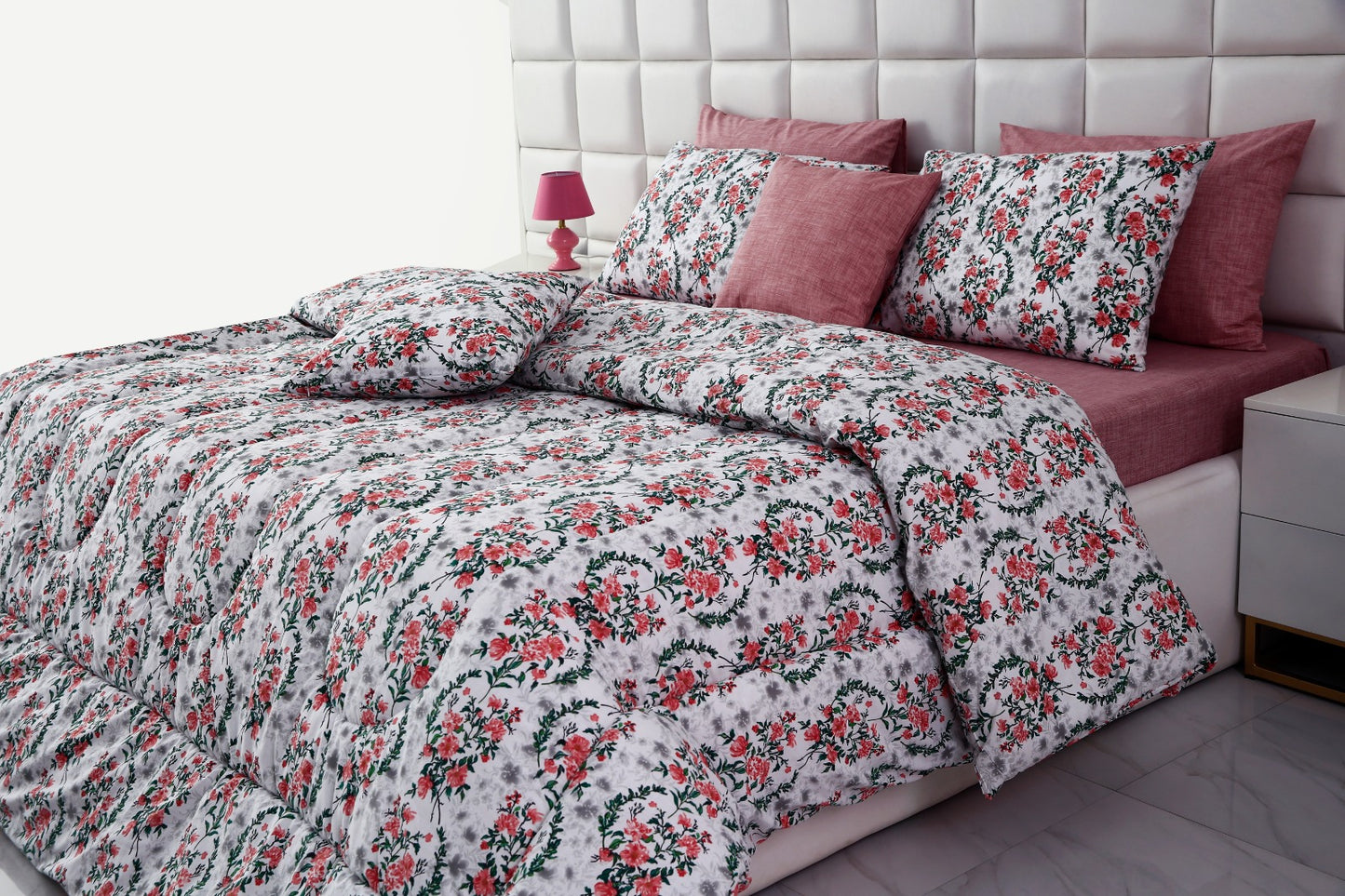 8 PCs Winter Comforter Set-Pink Flowers Comforters Apricot   