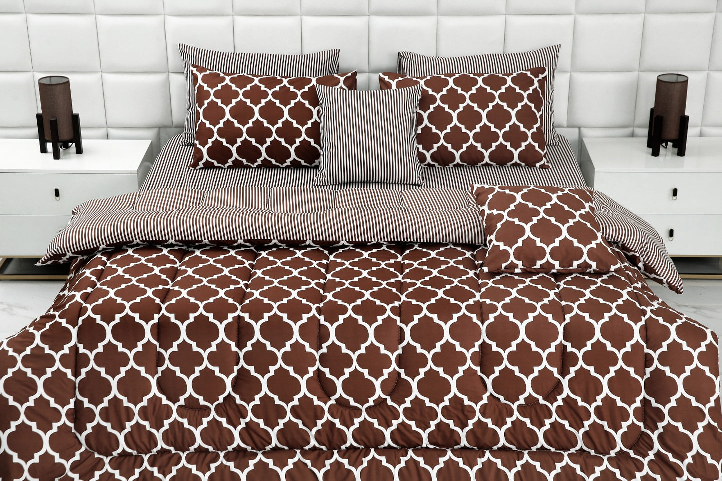 8 PCs Winter Comforter Set-Brown Geometric Comforters Apricot   