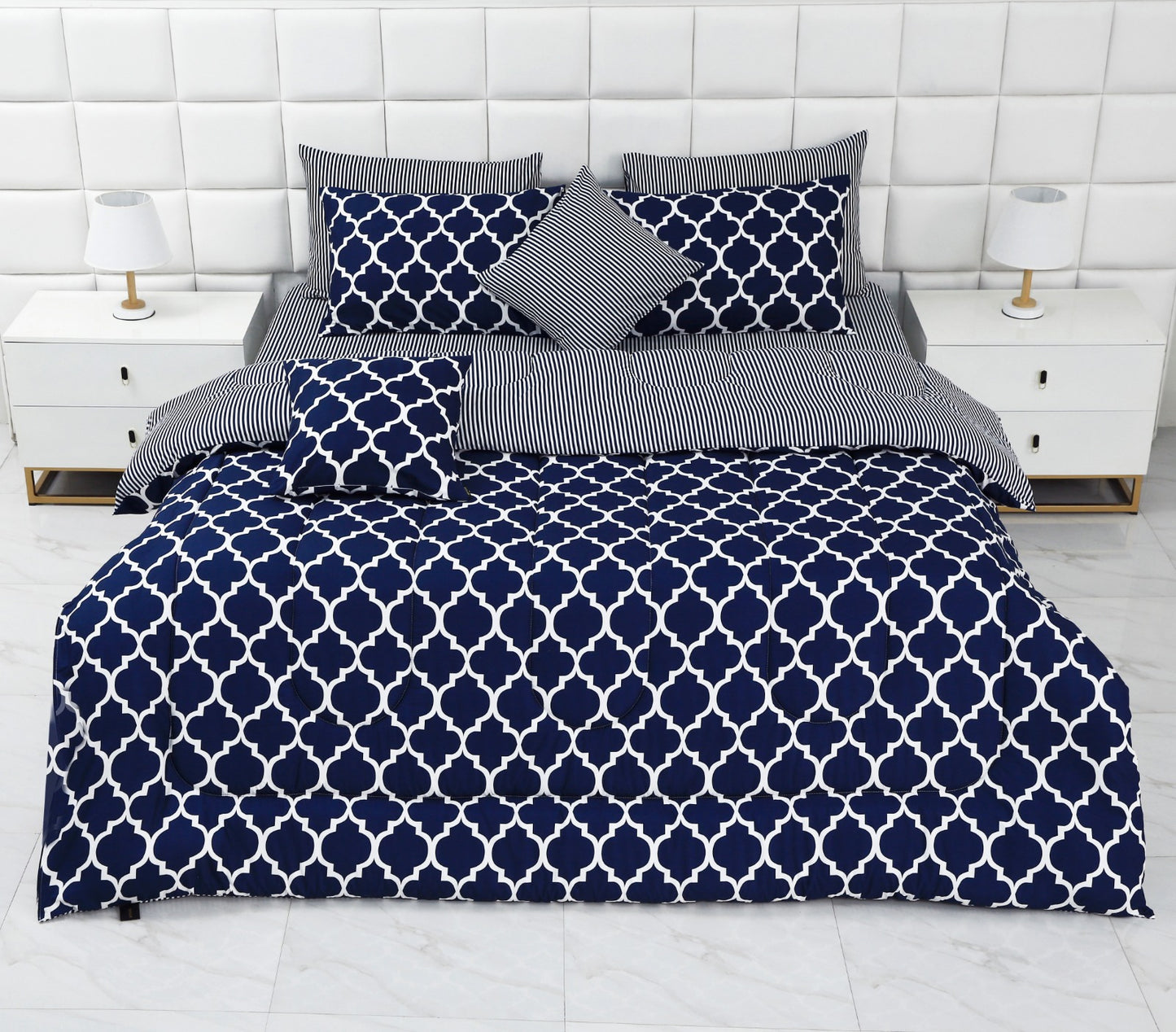 8 PCs Winter Comforter Set-Blue Geometric Comforters Apricot   