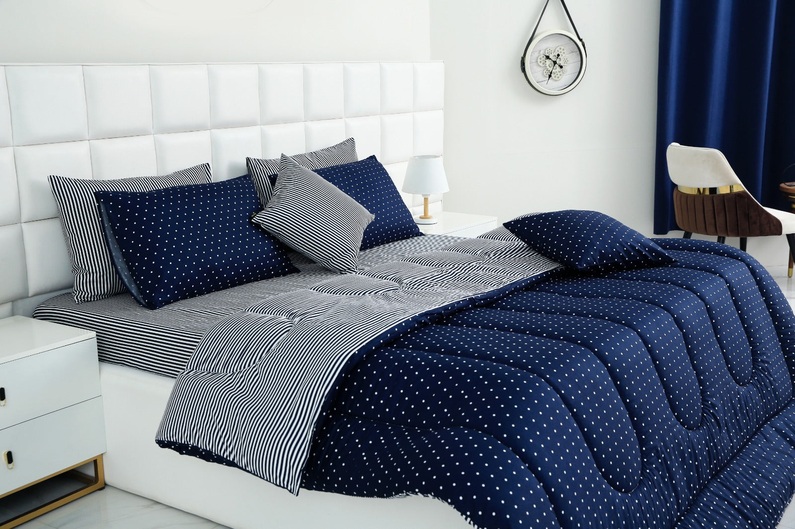 8 PCs Winter Comforter Set-Blue Polka Comforters Apricot   