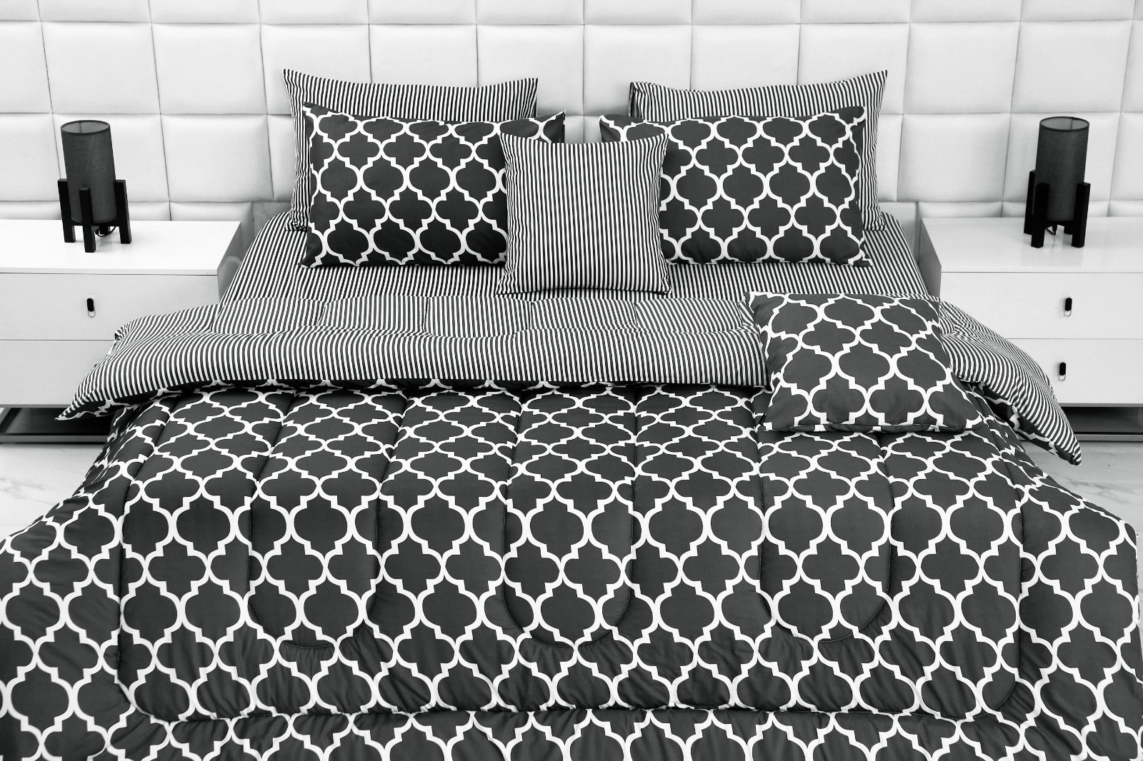 8 PCs Winter Comforter Set-Grey Geometric Comforters Apricot   