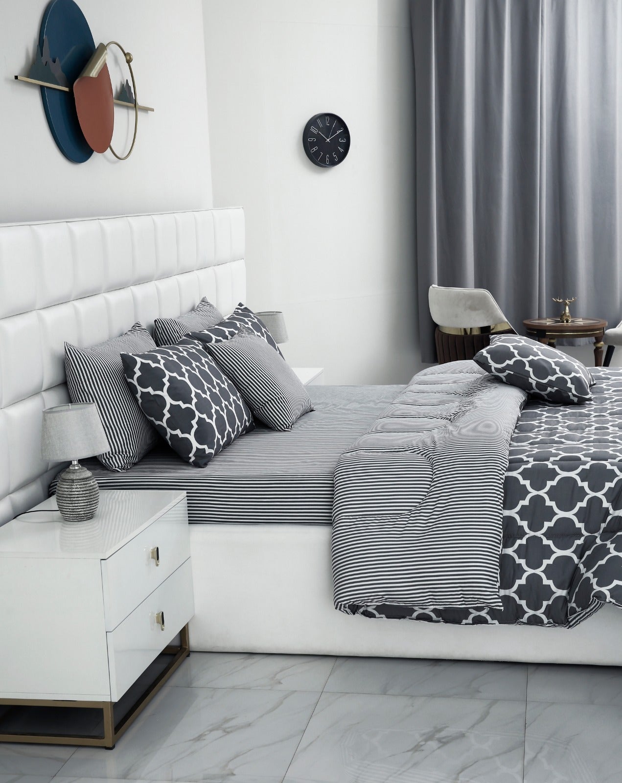 8 PCs Winter Comforter Set-Grey Geometric Comforters Apricot   