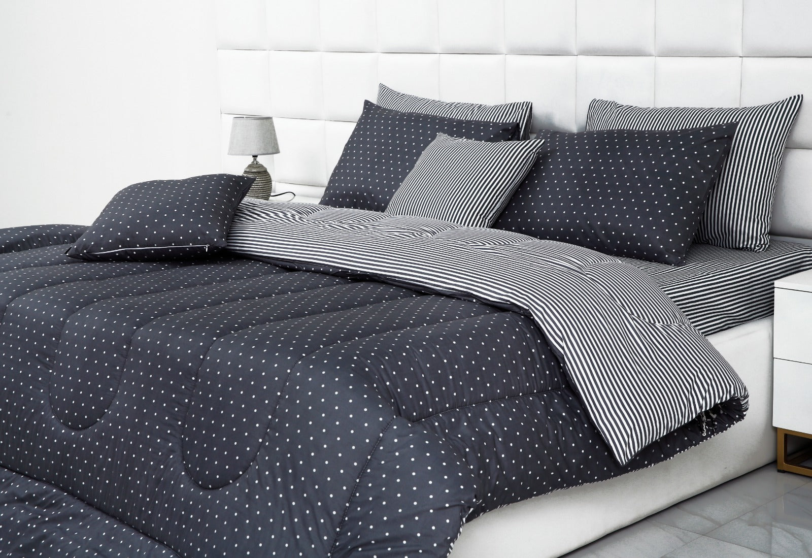 8 PCs Winter Comforter Set-Grey Polka Comforters Apricot   