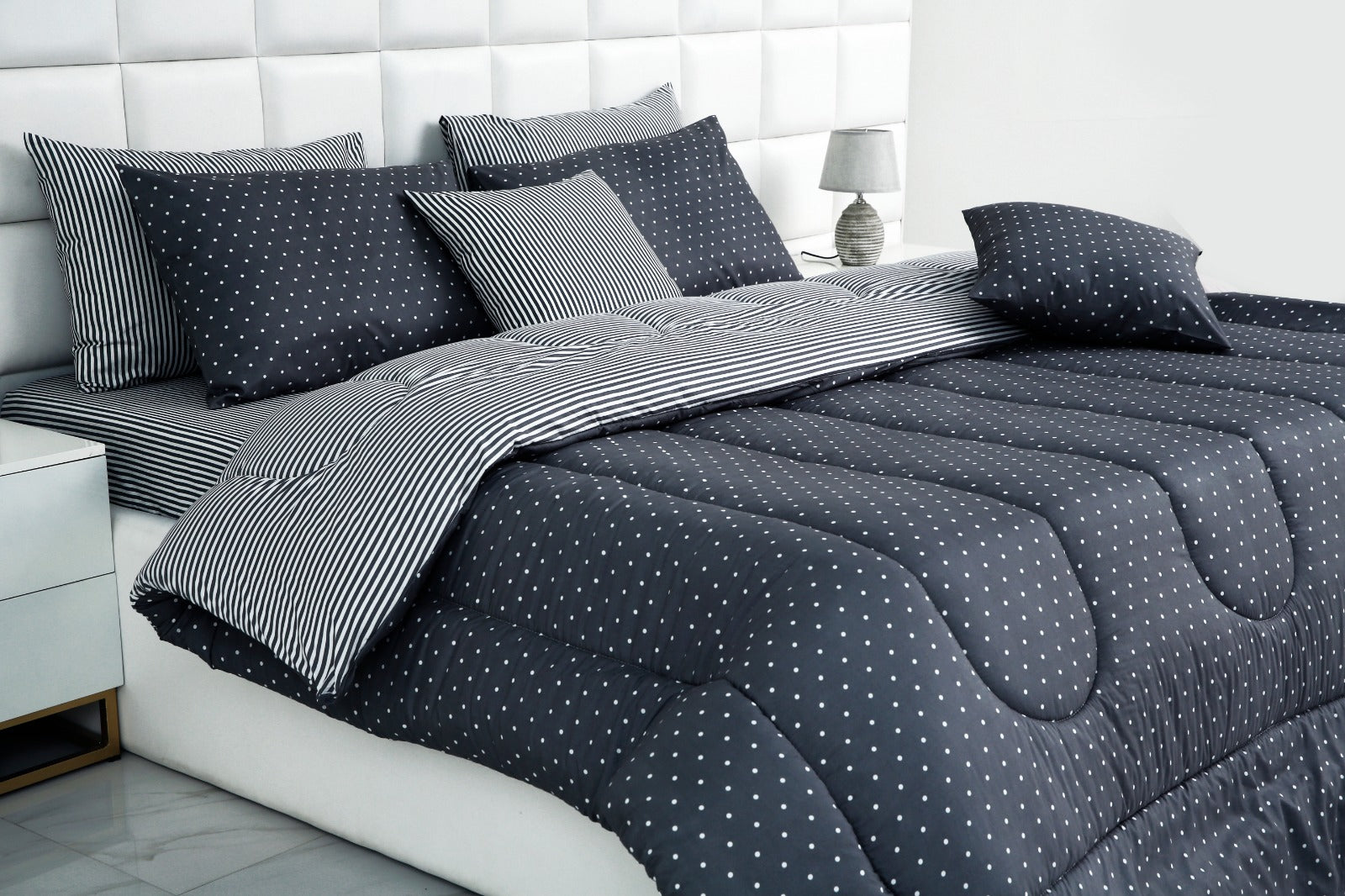 8 PCs Winter Comforter Set-Grey Polka Comforters Apricot   