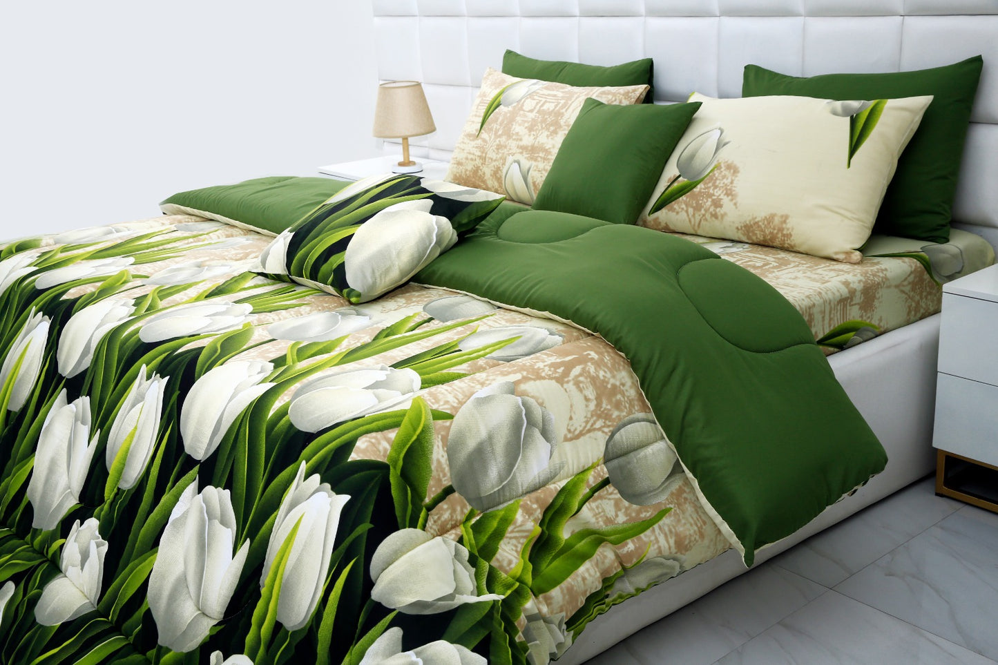 8 PCs Winter Comforter Set- Tulip Green Comforters Apricot   