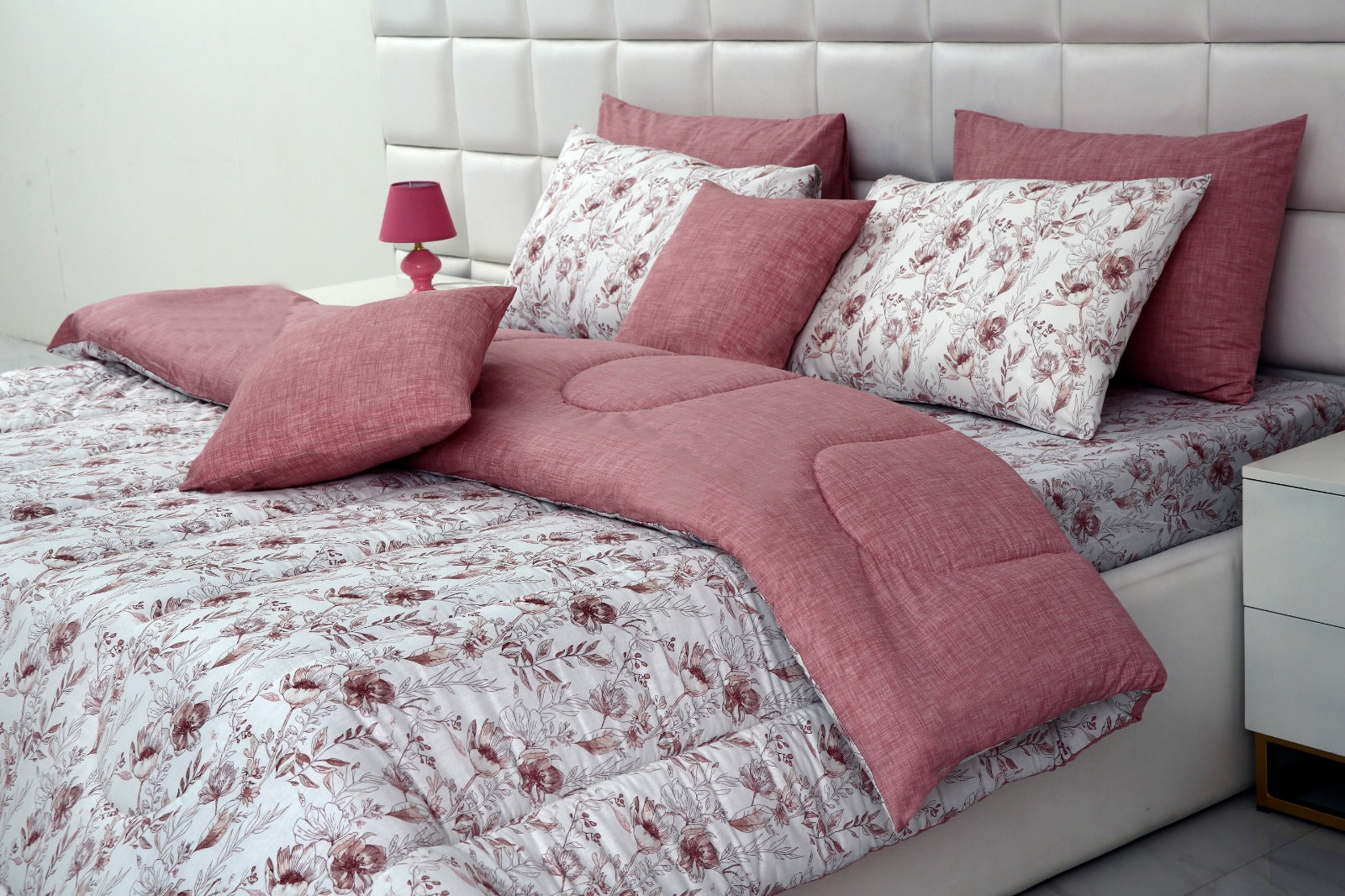 8 PCs Winter Comforter Set-Oriental poppy Comforters Apricot   