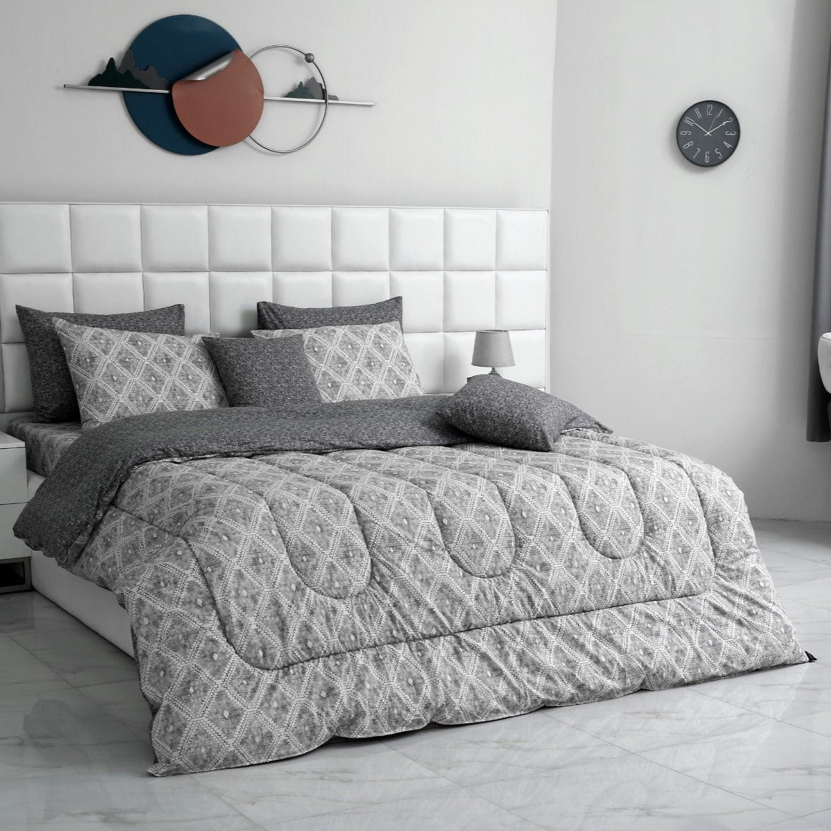 8 PCs Winter Comforter Set-Grey Pattern Comforters Apricot   