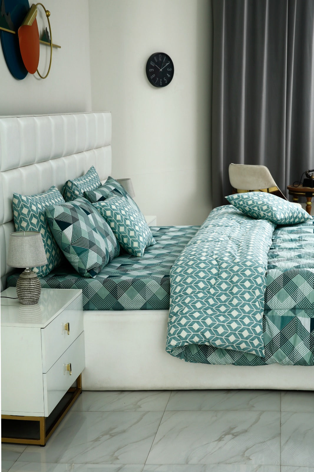 8 PCs Winter Comforter Set-Mint Geometric Comforters Apricot   