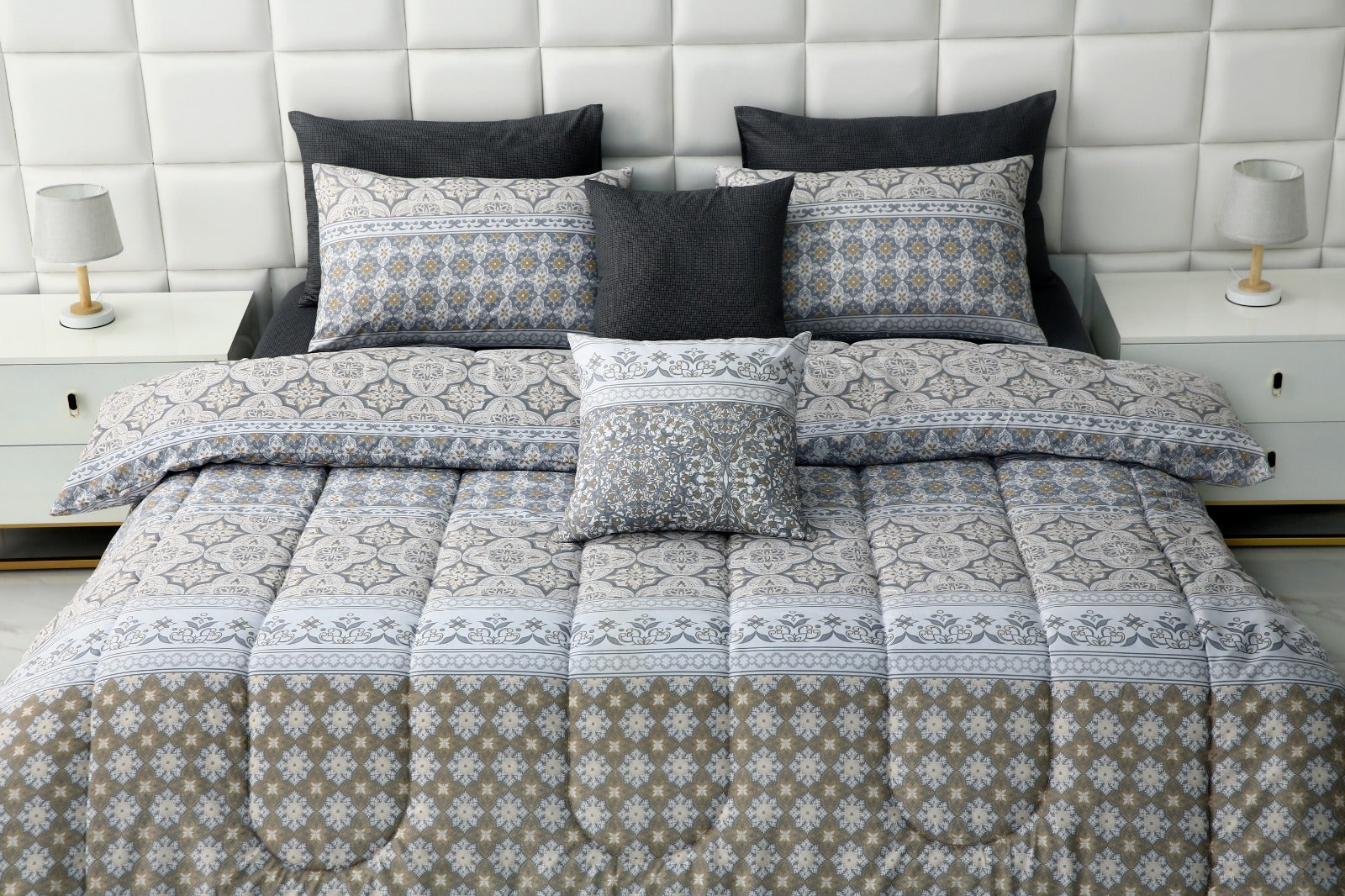 8 PCs Winter Comforter Set-Batik Comforters Apricot