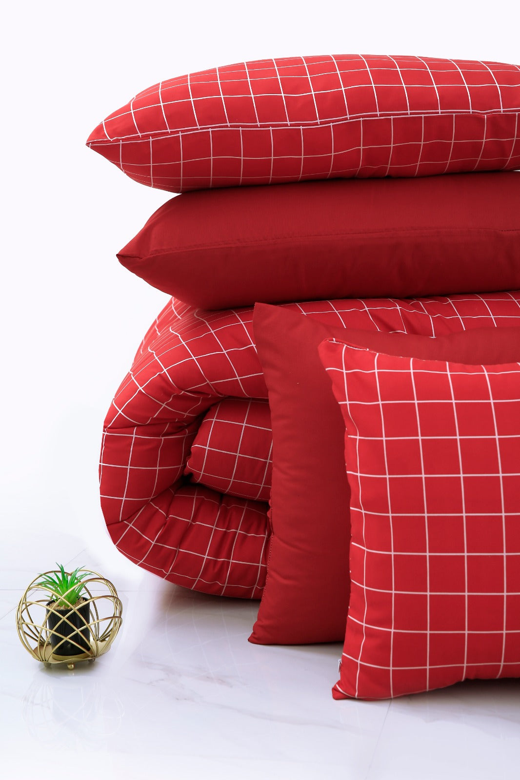 8 PCs Winter Comforter Set-Red Check Comforters Apricot