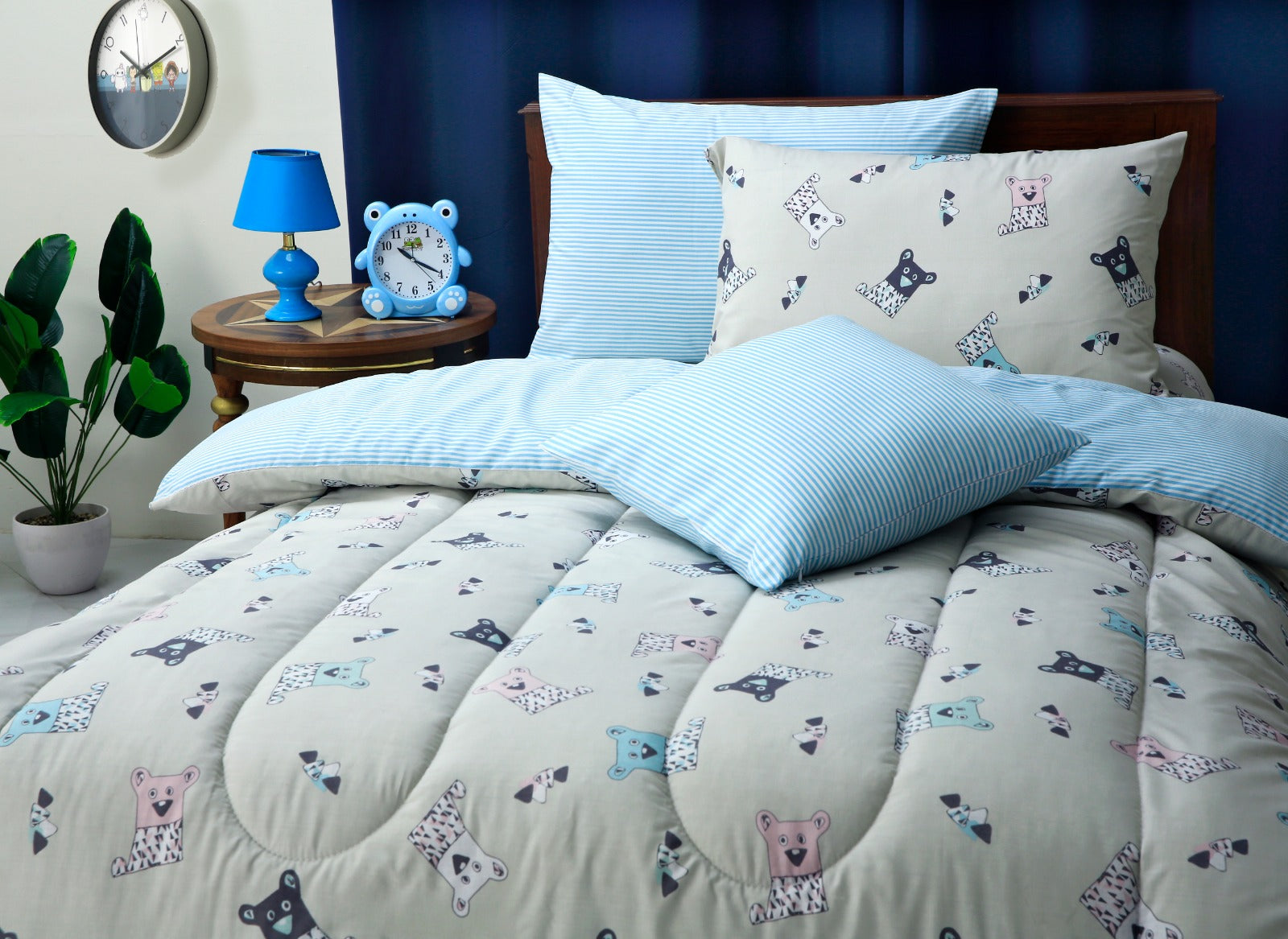 5 PCs Single Comforter Set-Mini Cartoons Comforters Apricot