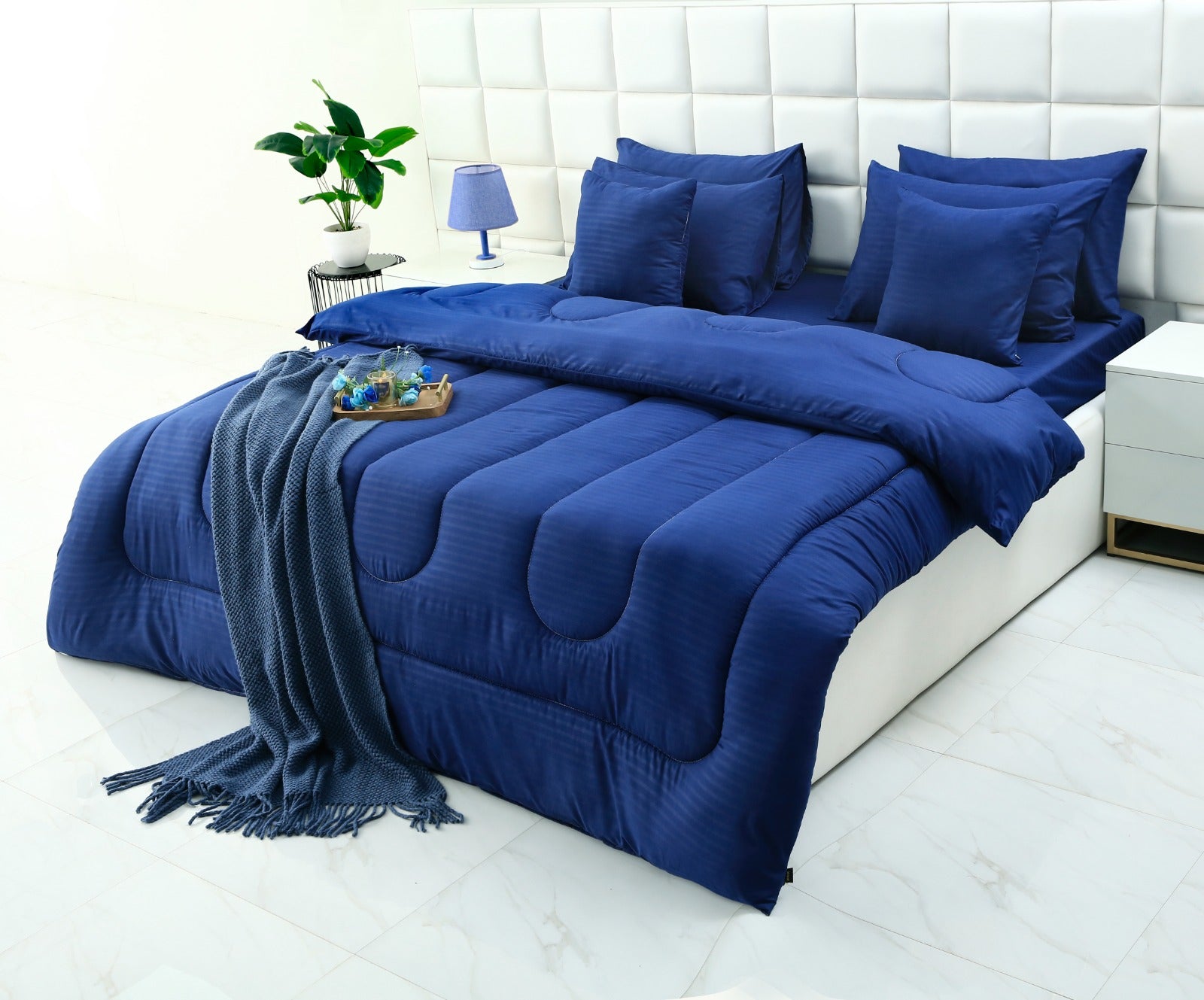 8 PCs Winter Comforter Set-Dyed Navy Blue Comforters Apricot