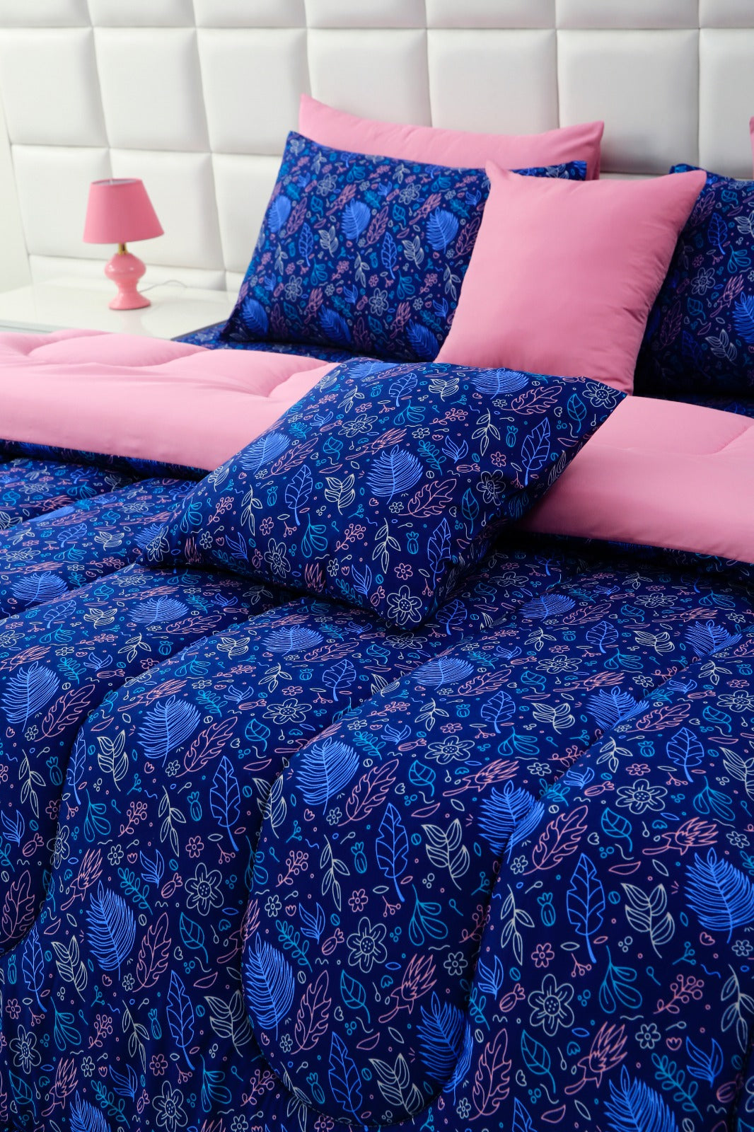 8 PCs Winter Comforter Set-Blue Lily