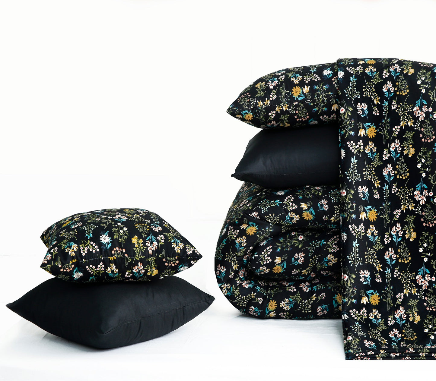 5 PCs Single Razai Set-Black Meadows Comforters Apricot