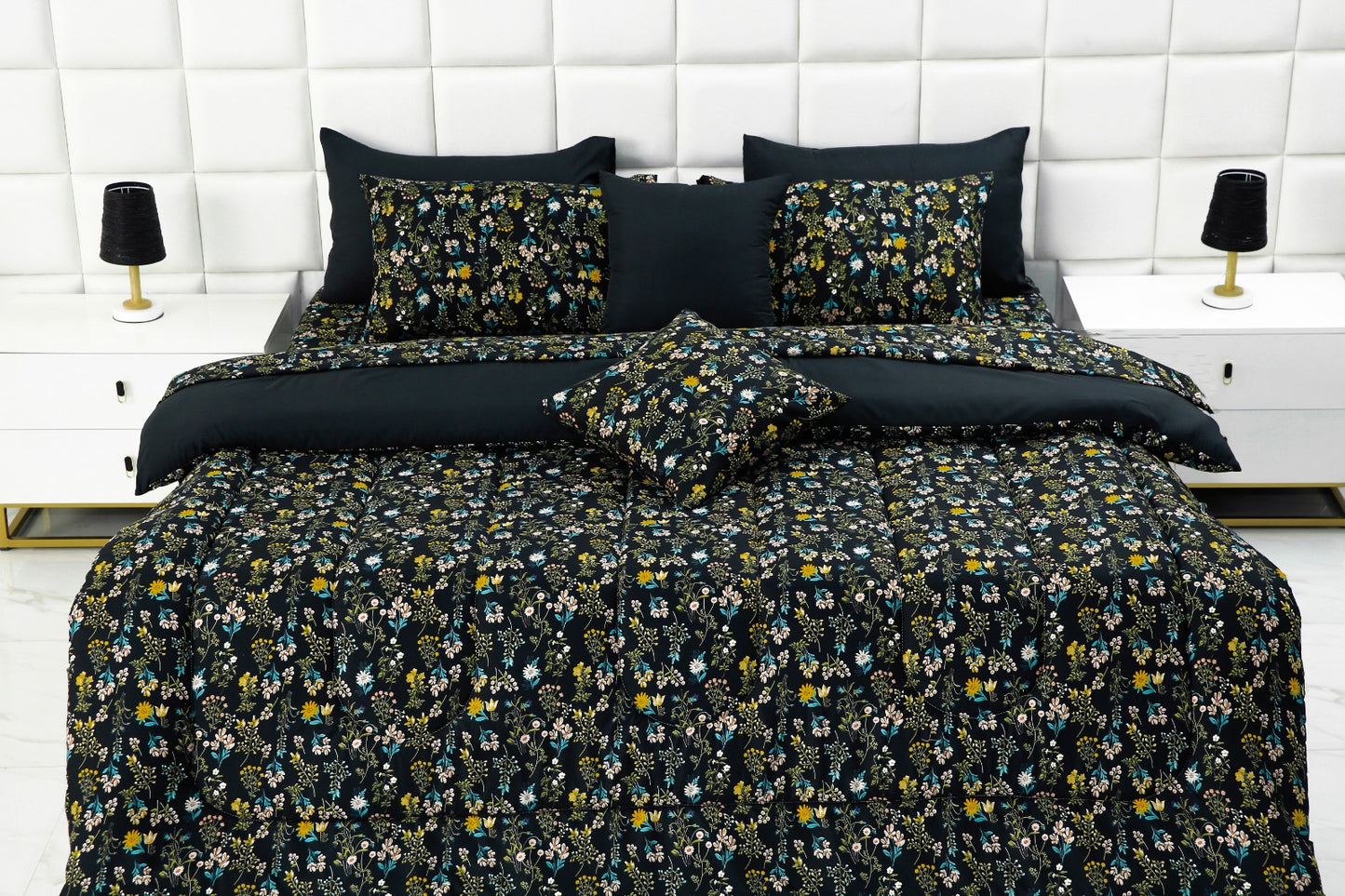 8 PCs Winter Comforter Set-Black Meadows