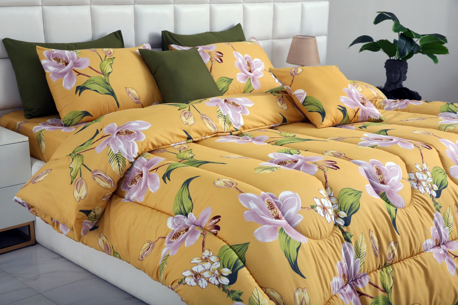 8 PCs Winter Comforter Set-Hibiscus Comforters Apricot