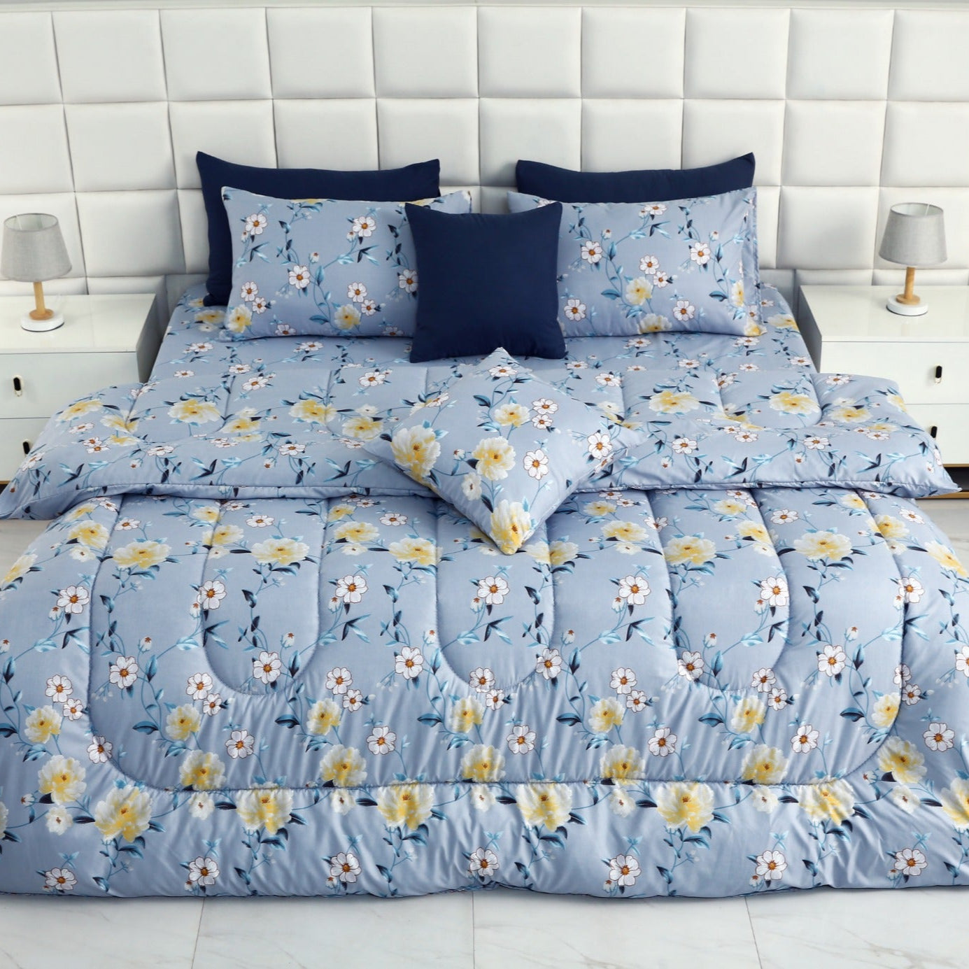 8 PCs Winter Comforter Set-Iceberg Flower Comforters Apricot