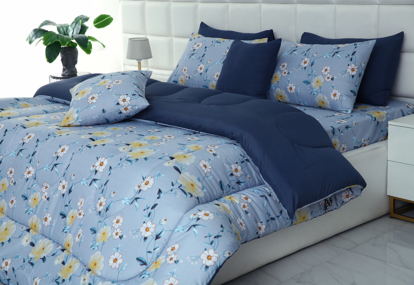 5 PCs Single Comforter Set-Iceberg Flower(With Blue Reverse) Comforters Apricot