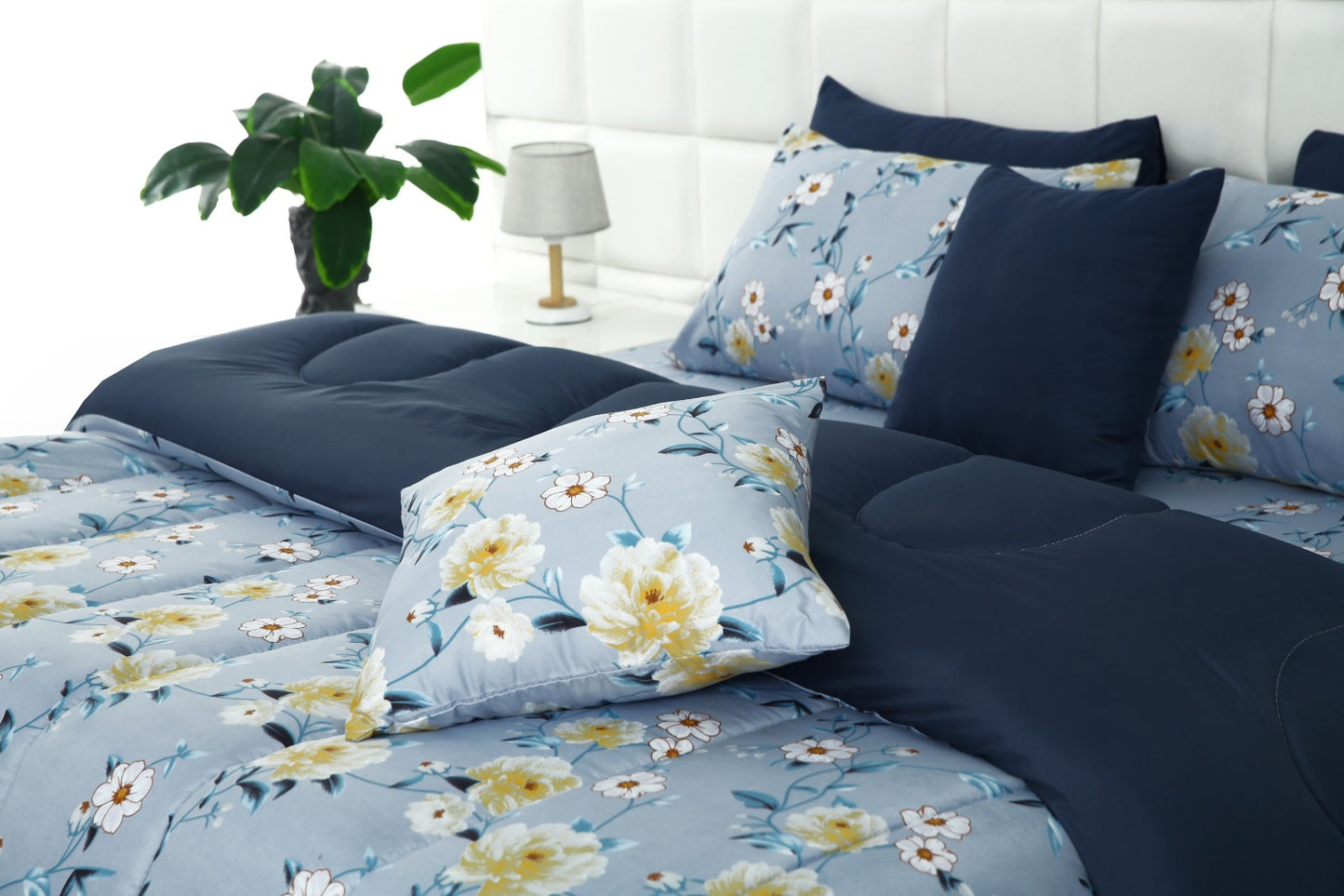 5 PCs Single Comforter Set-Iceberg Flower(With Blue Reverse) Comforters Apricot