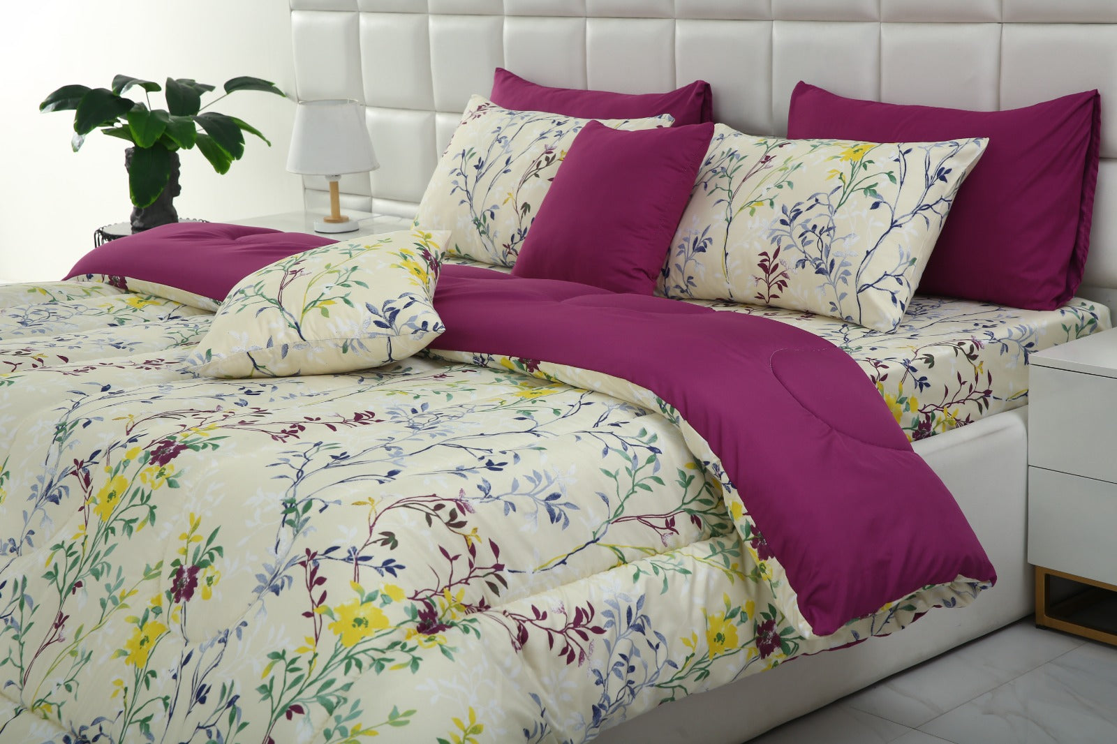 5 PCs Single Comforter Set-Lavender Fall(With Plum Reverse) Comforters Apricot