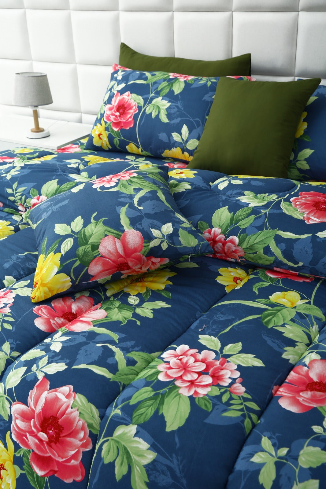 8 PCs Winter Comforter Set-Orchid Comforters Apricot