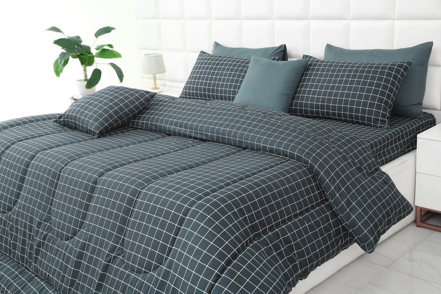 8 PCs Winter Comforter Set-Grey Check Comforters Apricot