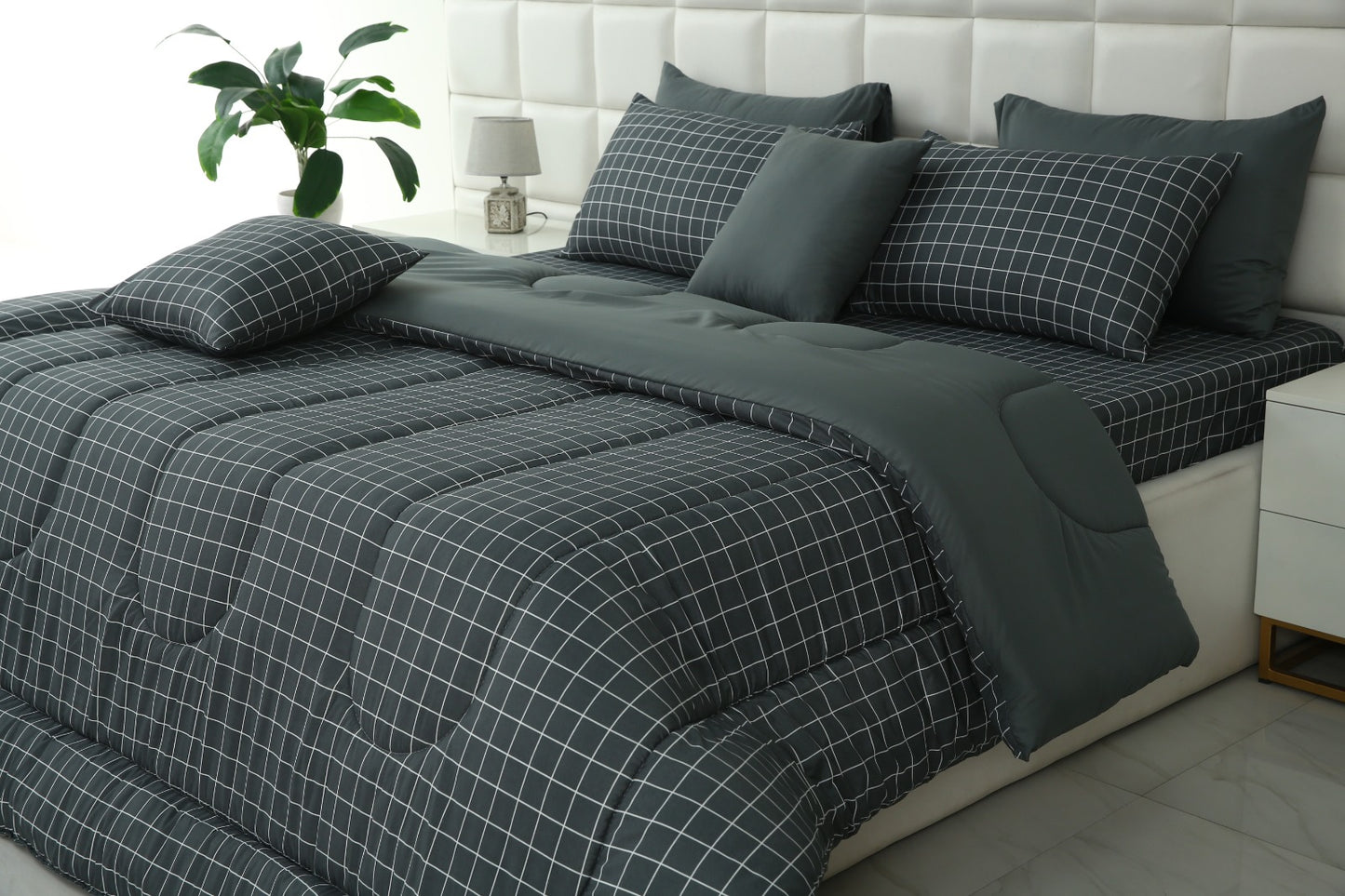 8 PCs Winter Comforter Set-Grey Check Comforters Apricot