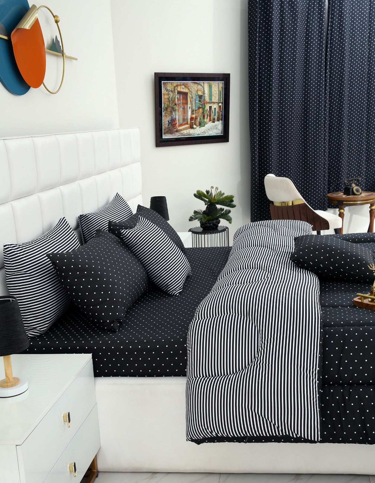 8 PCs Winter Comforter Set-Black Polka Comforters Apricot