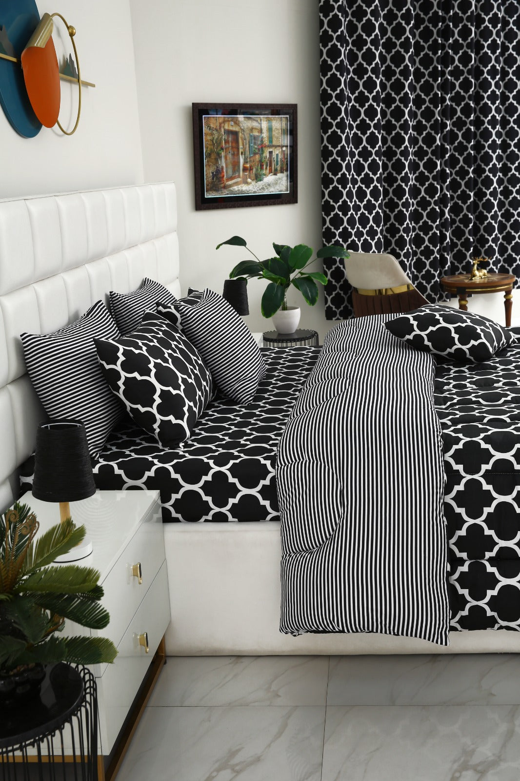 8 PCs Winter Comforter Set-Black Geometric Comforters Apricot