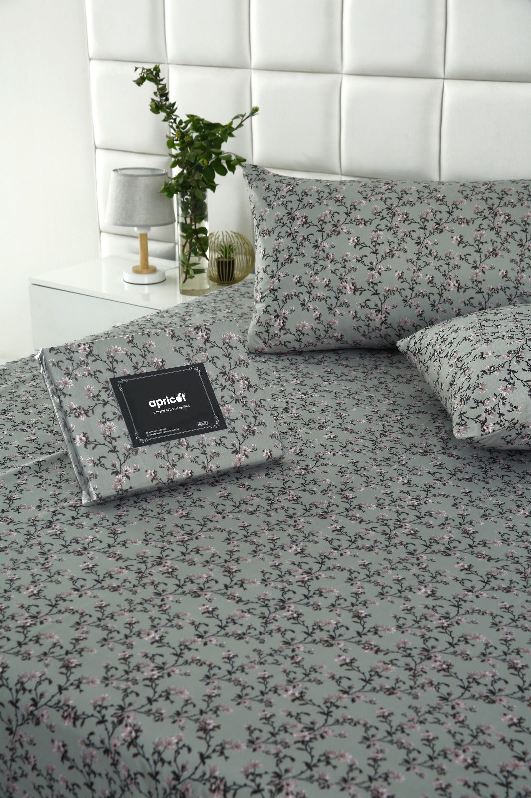 3 PCs Double Bed Sheet-Yarrow Bed Sheets Apricot