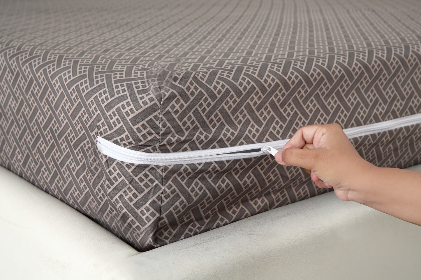 Zipper Mattress Cover Printed-Light Plaid Protectors Apricot