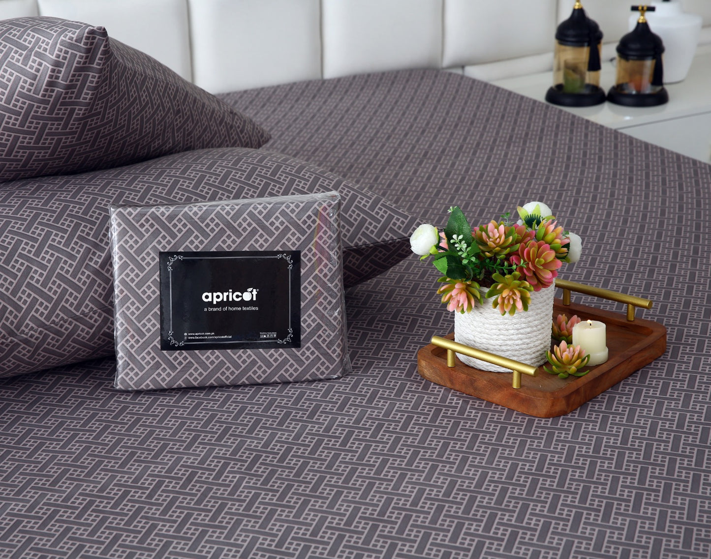 Zipper Mattress Cover Printed-Light Plaid Protectors Apricot