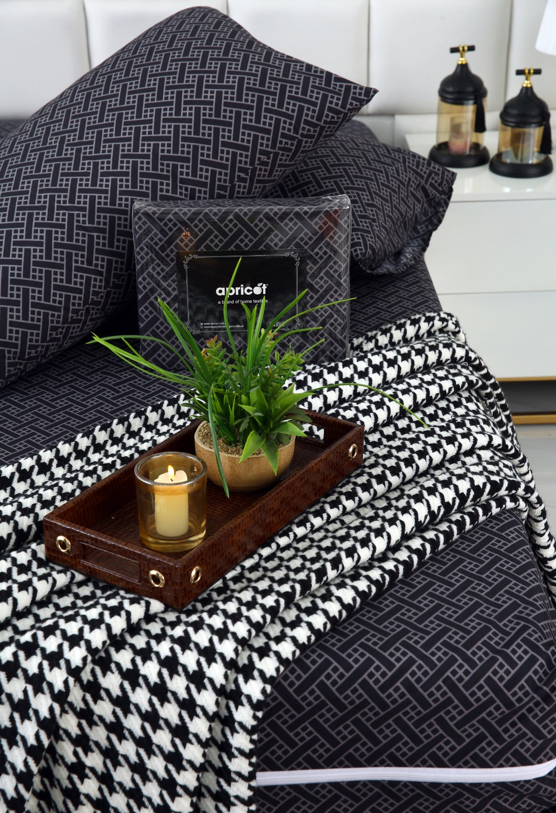 Zipper Mattress Cover Printed-Plaid Protectors Apricot