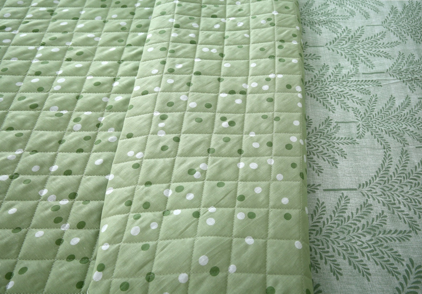 6 PCs Luxury Bed Spread Set-Mint Leafs Bed Spread Apricot