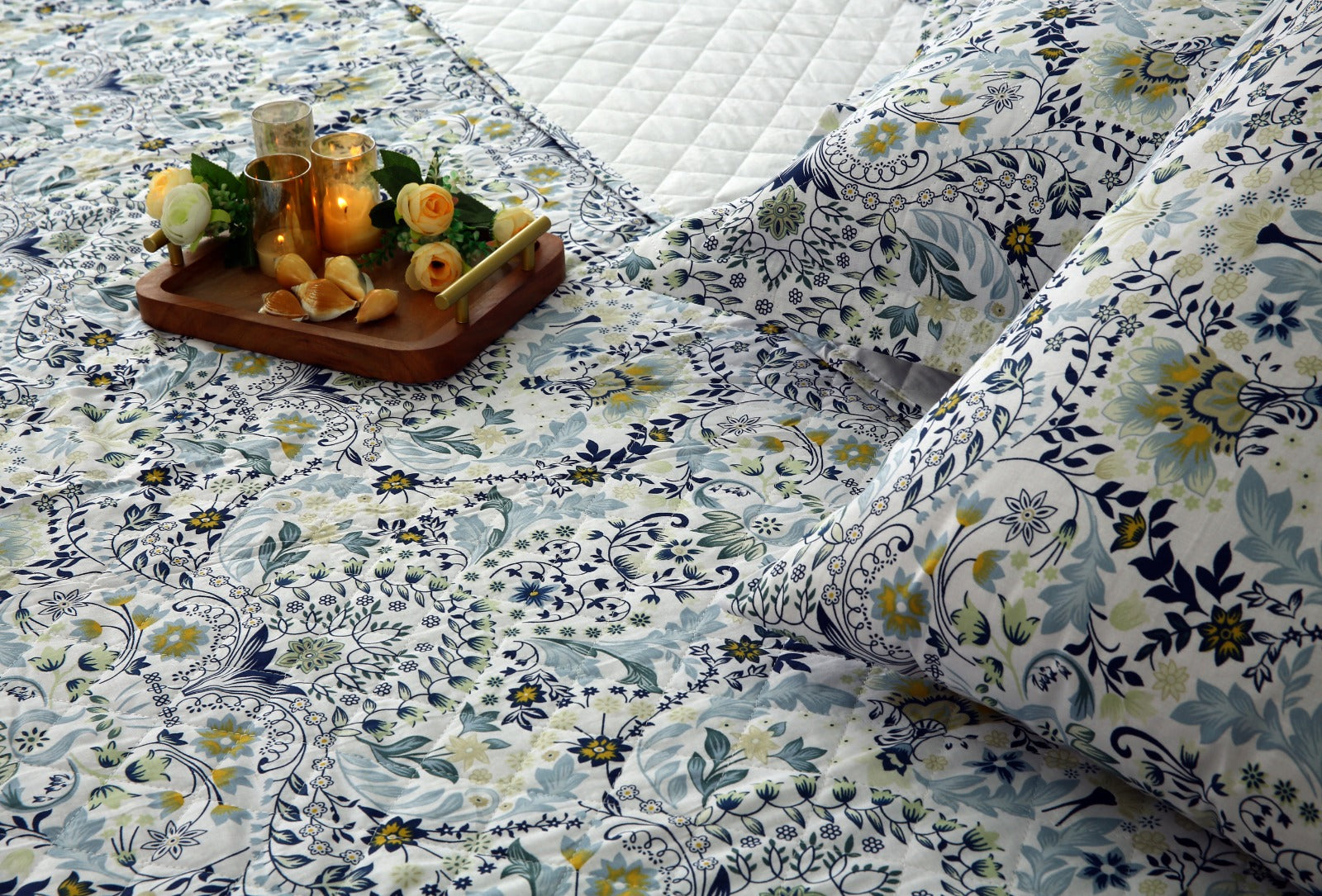 6 PCs Luxury Bed Spread Set-Blue Daisy Bed Spread Apricot