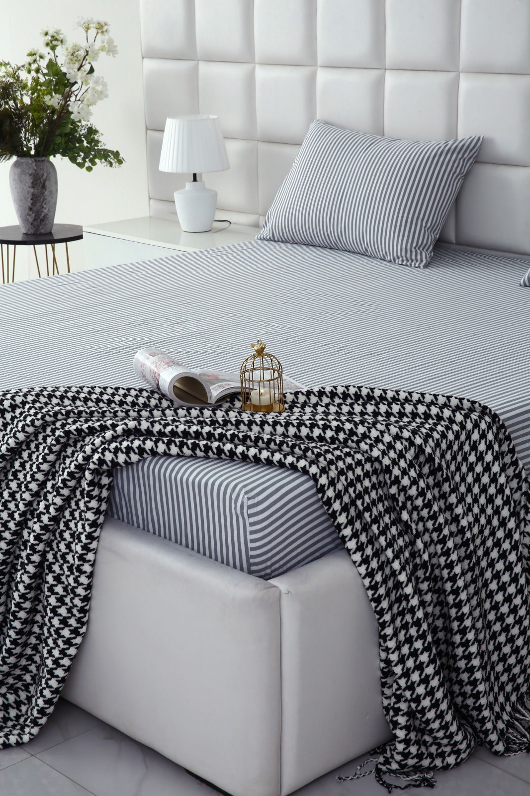 Zipper Mattress Cover Printed-Grey Stripes Protectors Apricot