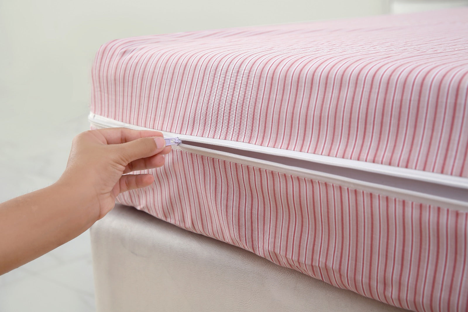 Zipper Mattress Cover Printed-Pink Stripes Protectors Apricot