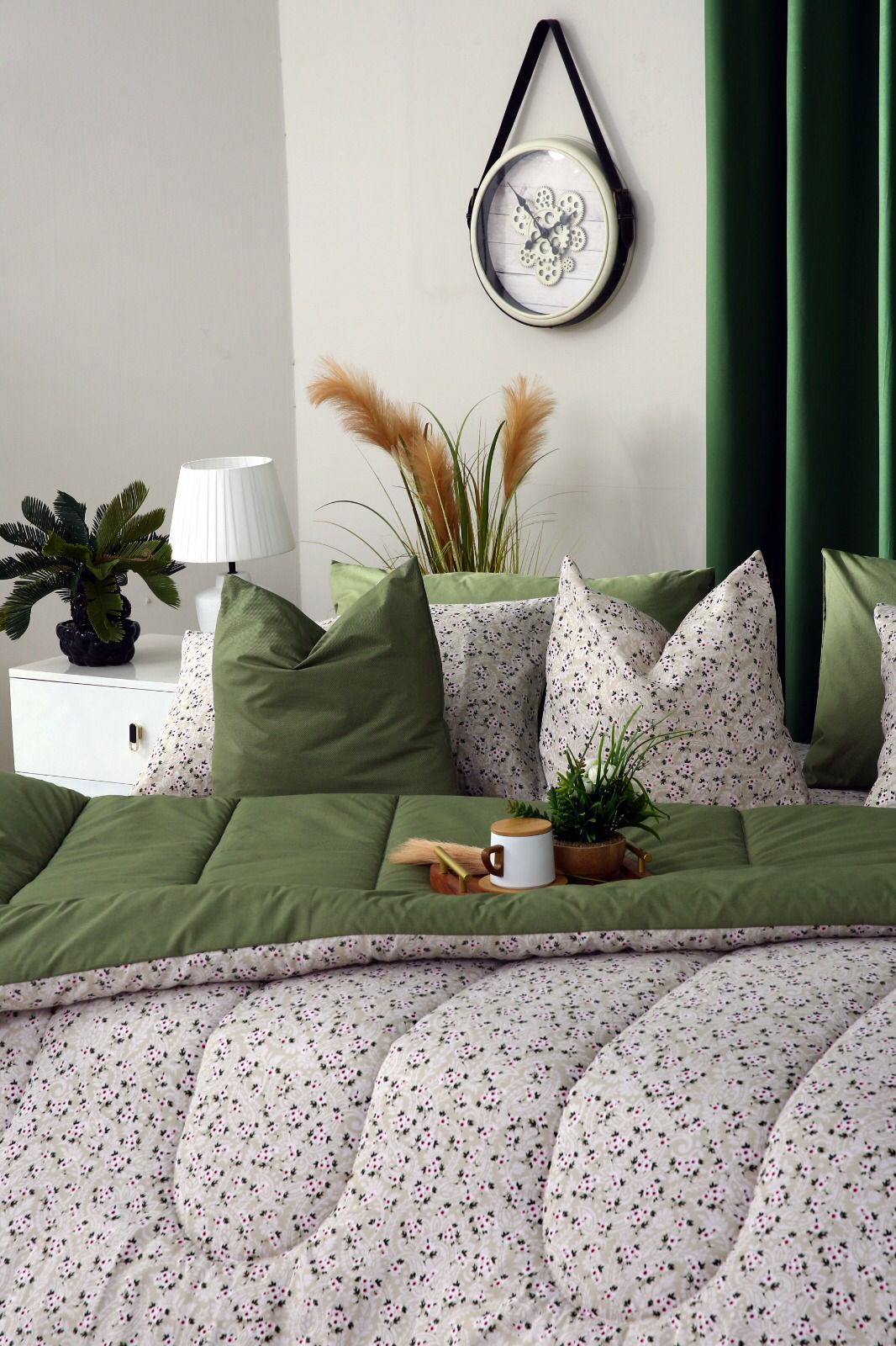 5 PCs Single Razai Set-Tiny Flowers Comforters Apricot