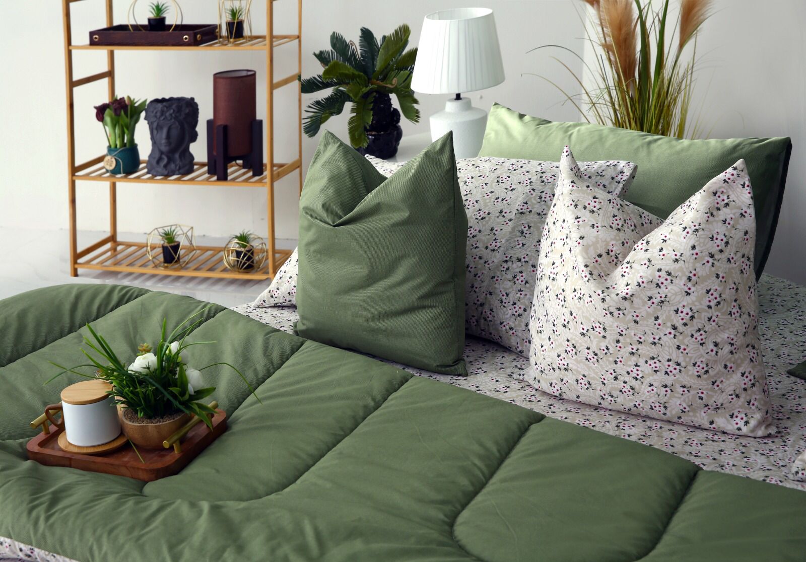 5 PCs Single Razai Set-Tiny Flowers Comforters Apricot