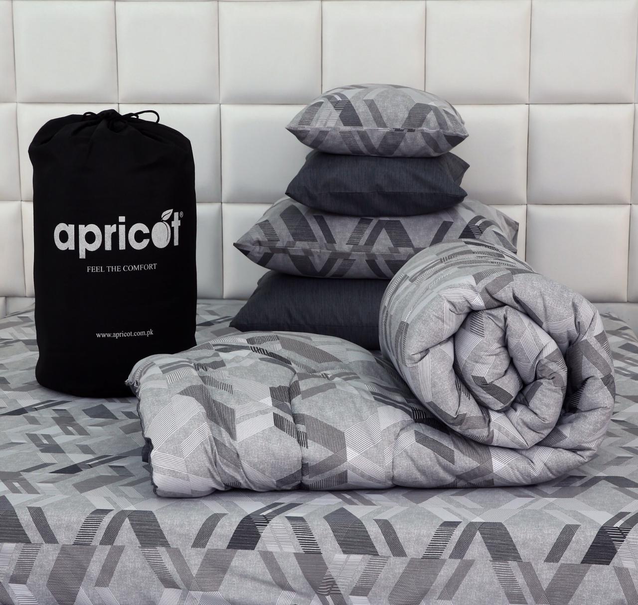 8 PCs Winter Comforter Set-Grey Triangles Comforters Apricot