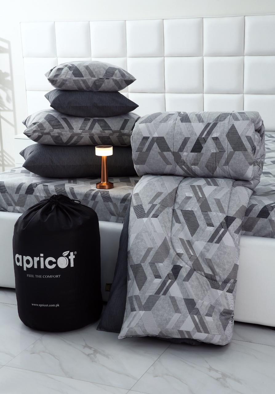 8 PCs Winter Comforter Set-Grey Triangles Comforters Apricot