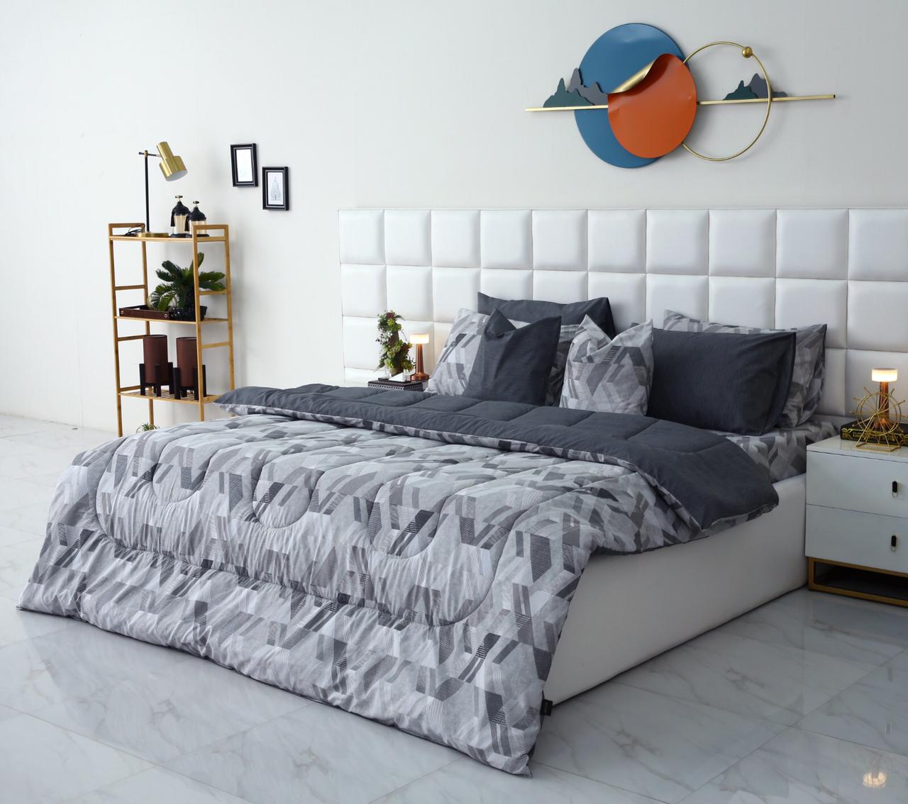 8 PCs Winter Comforter Set-Grey Triangles Comforters Apricot