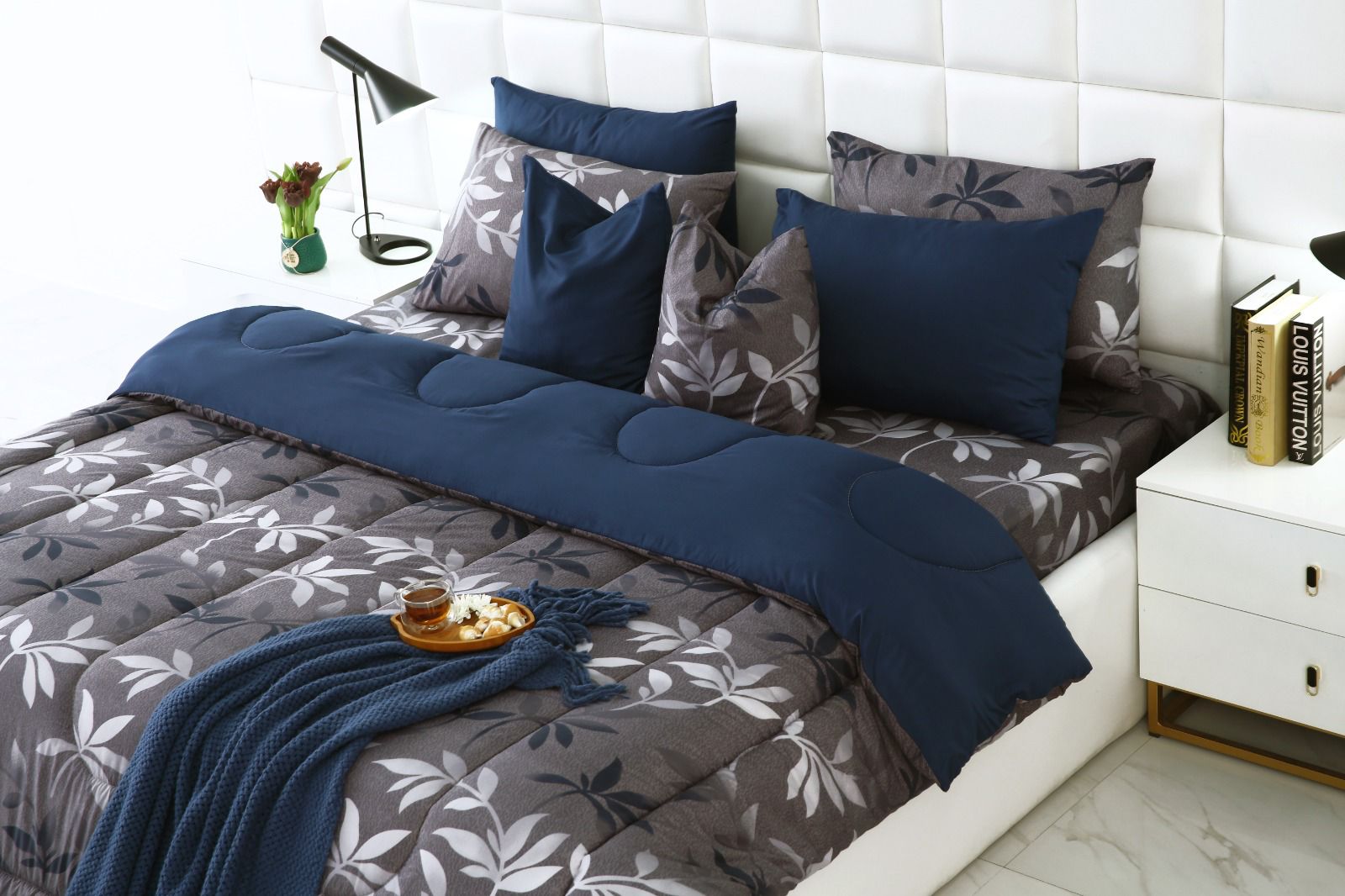 8 PCs Winter Comforter Set-Grey Leaf Comforters Apricot
