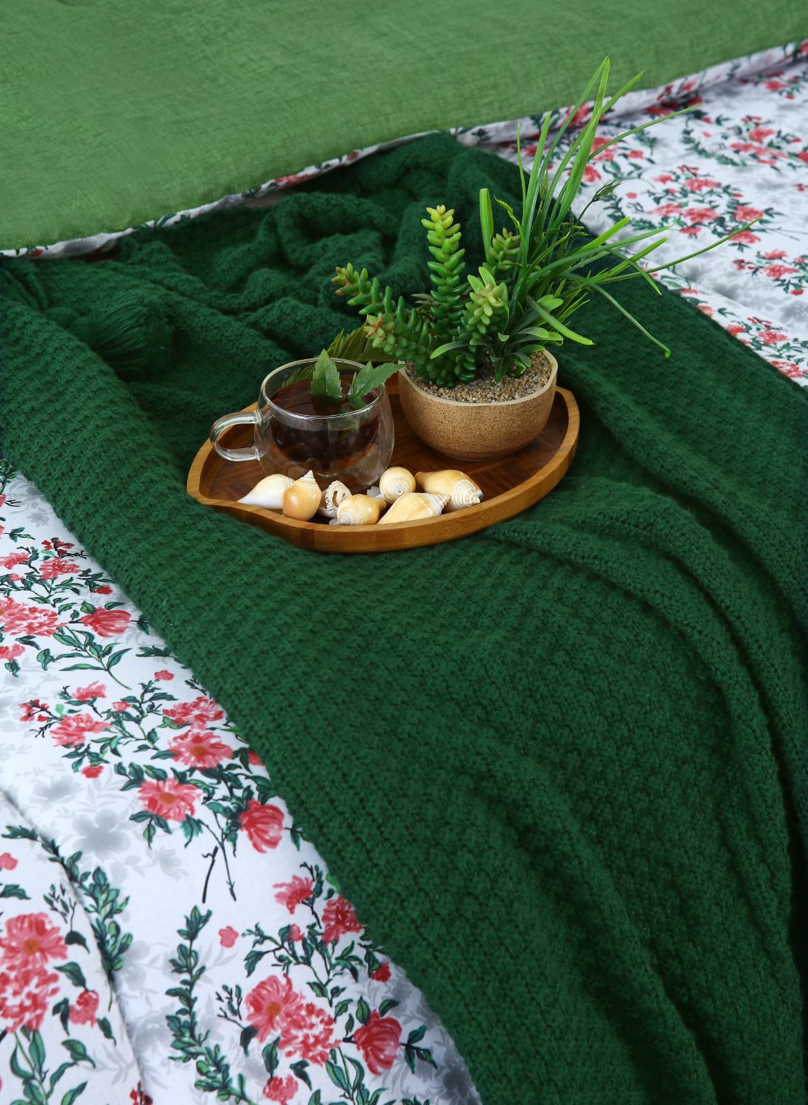 8 PCs Winter Comforter Set-Emerald Blooms Comforters Apricot