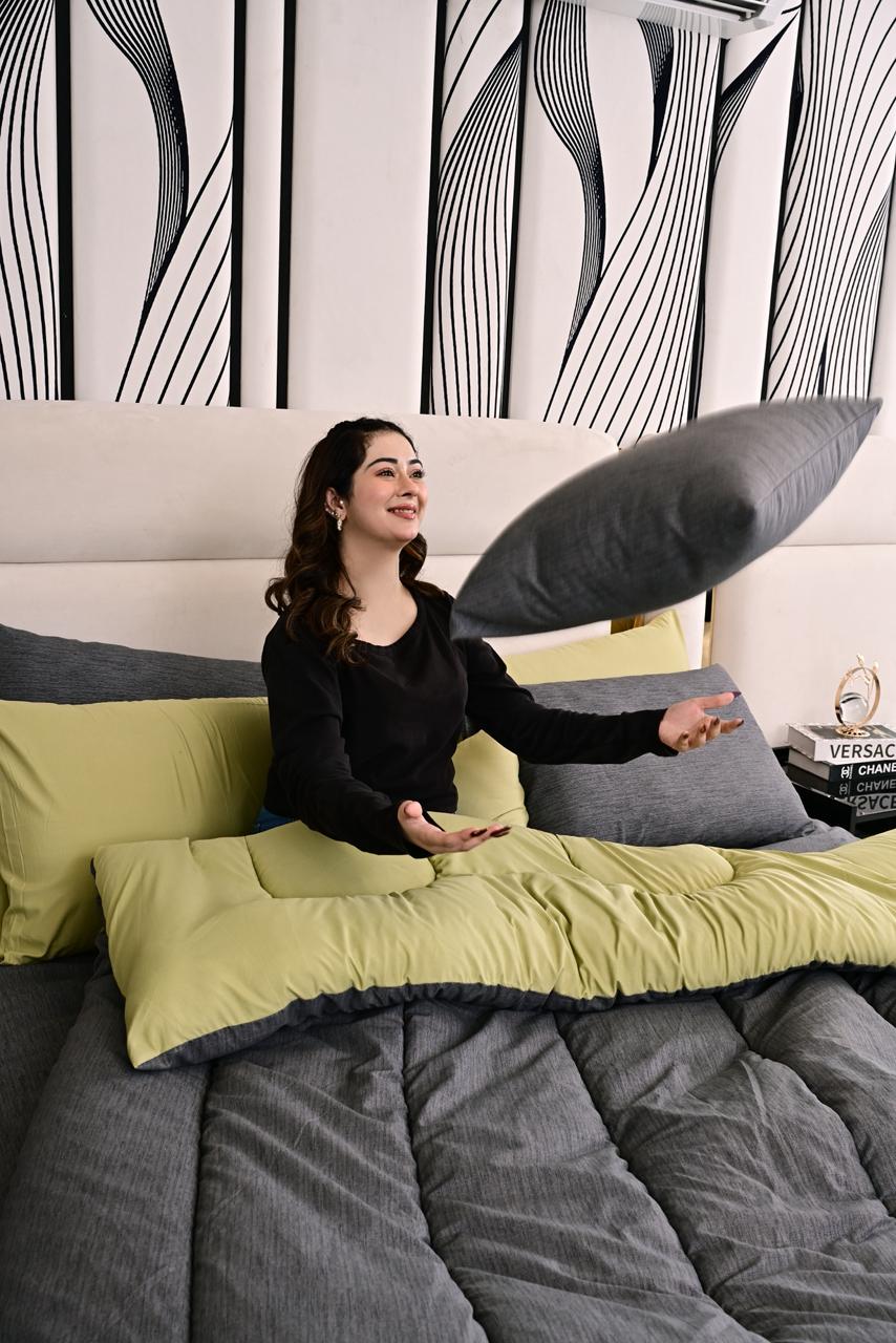 8 PCs Winter Comforter Set-Moss Whisper Comforters Apricot