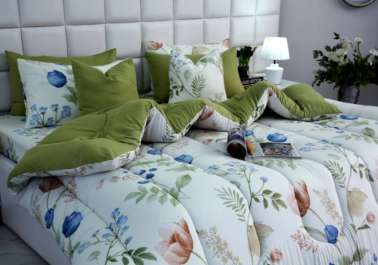 8 PCs Winter Comforter Set-Floral Crew Comforters Apricot