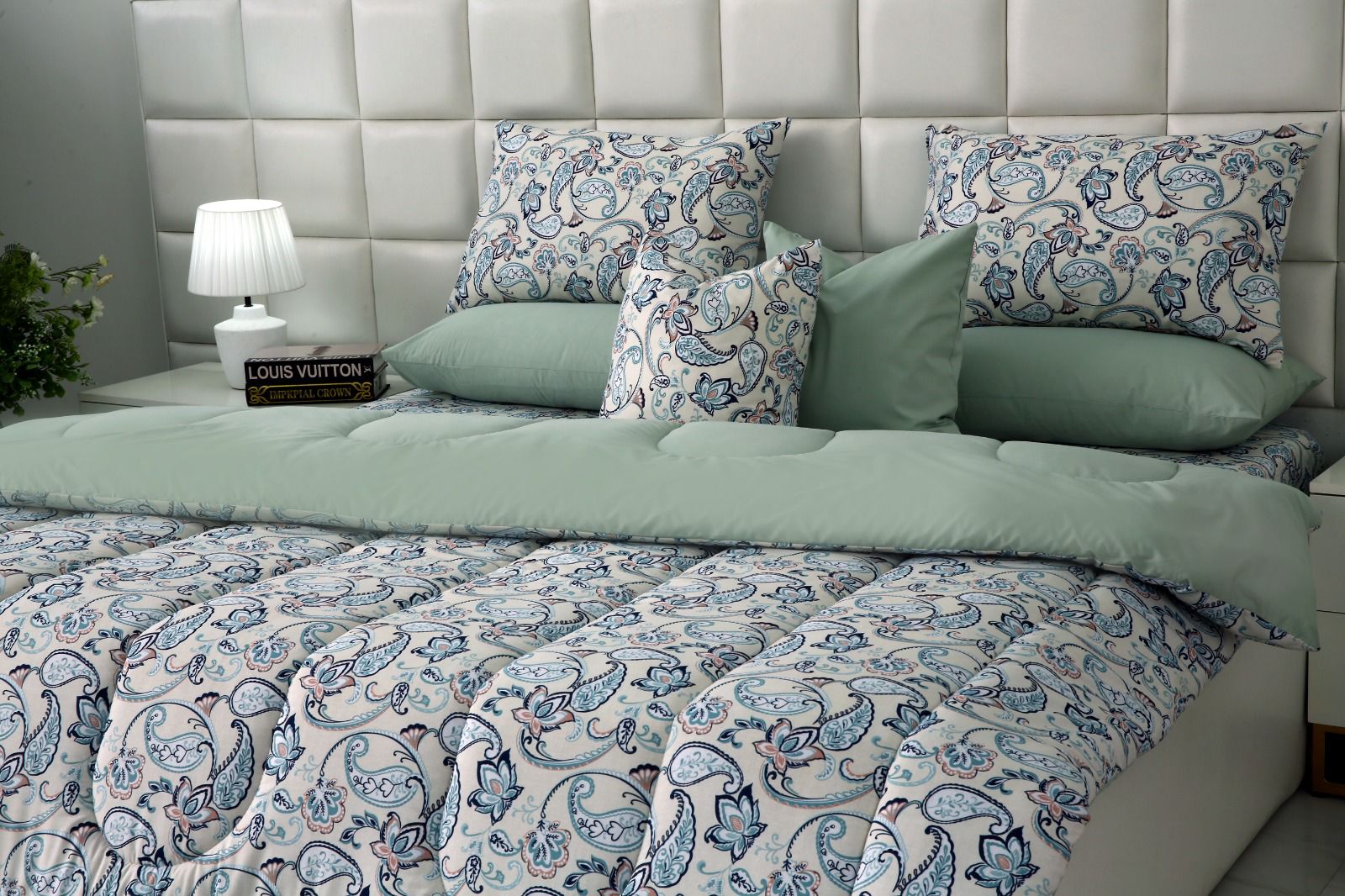 8 PCs Winter Comforter Set-Blue Paisley Comforters Apricot
