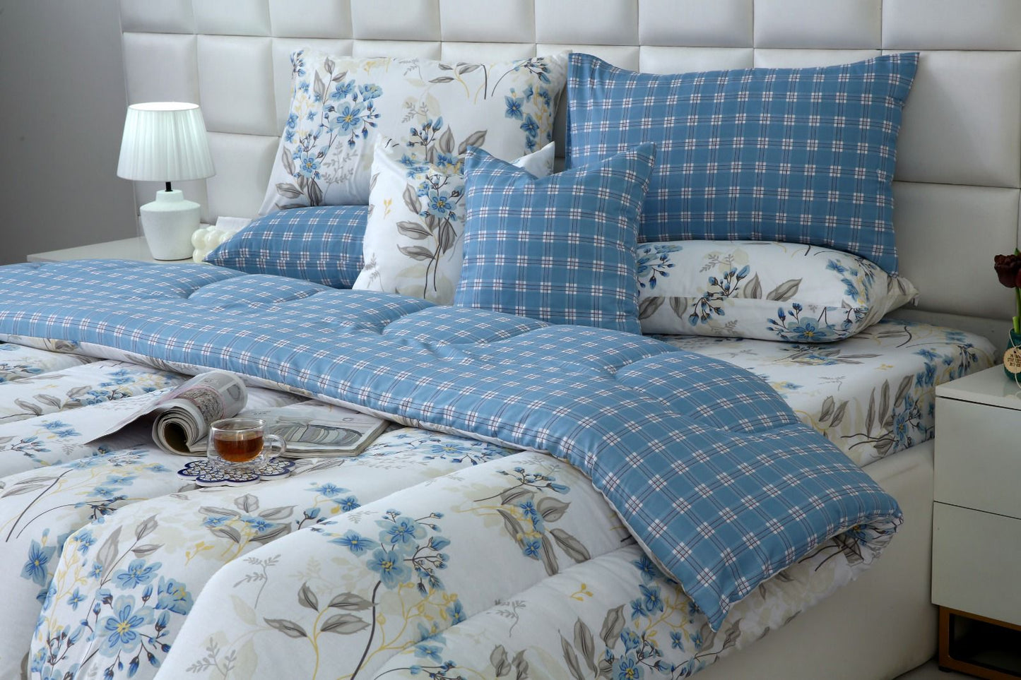 8 PCs Winter Comforter Set-Blue Poppy Comforters Apricot
